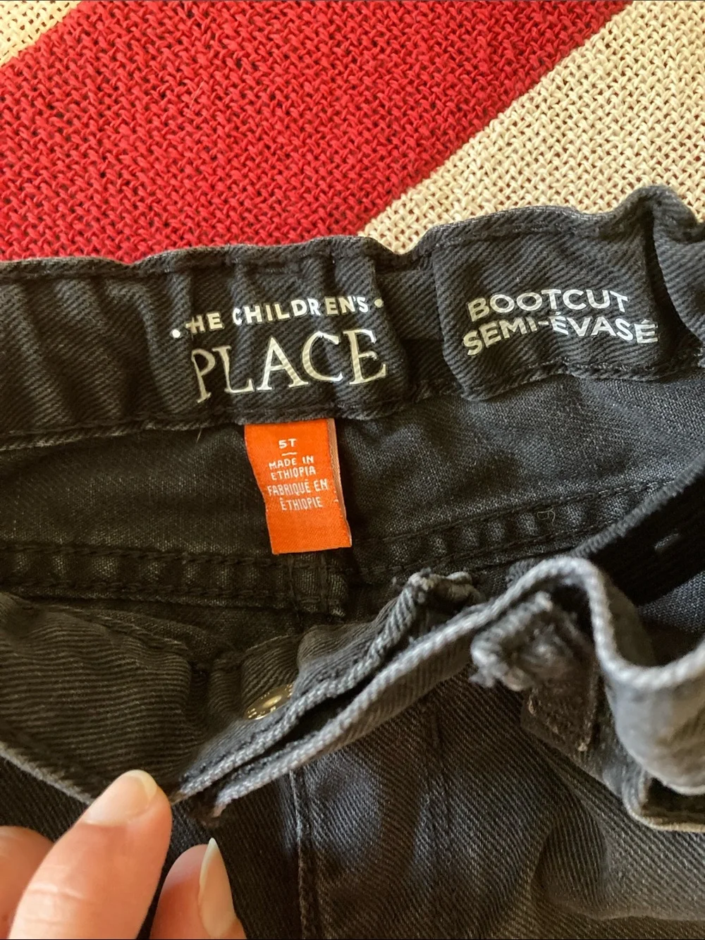 The Children's Place Jeans in Blue and Black, kids 5t, boot cut